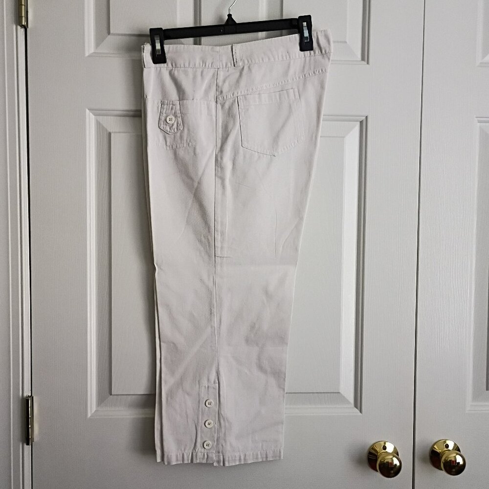 Capri  White Size 42 Button Detail Cotton